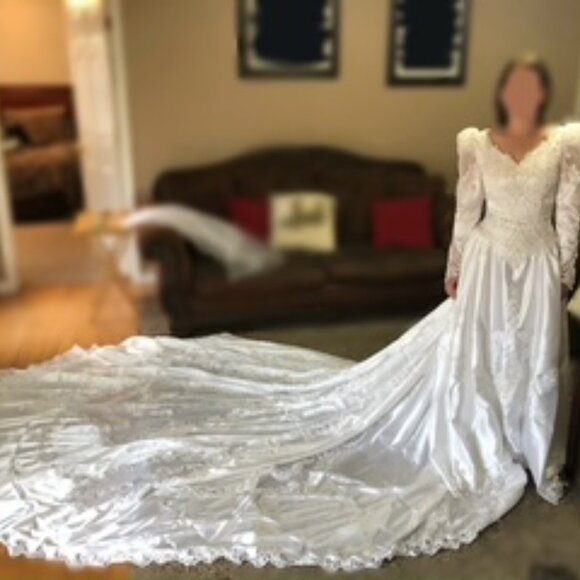- Vintage 1997 Wedding Dress - Picture 1 of 14